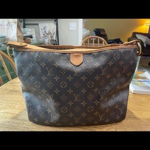 Louis Vuitton Delightful PM